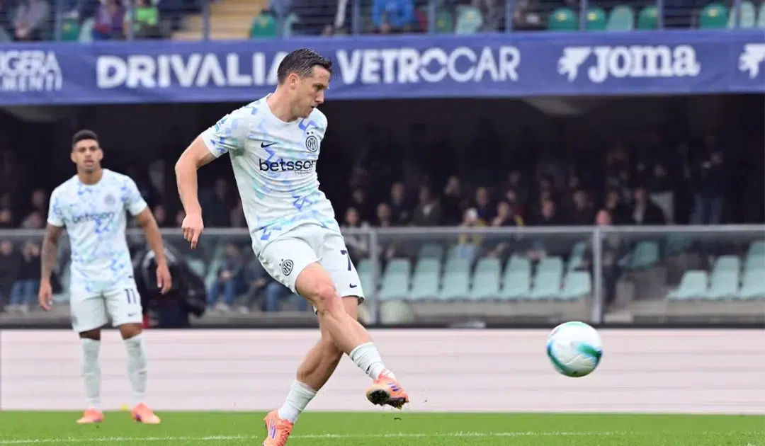 Inter now a point behind Napoli but Roma can leapfrog both