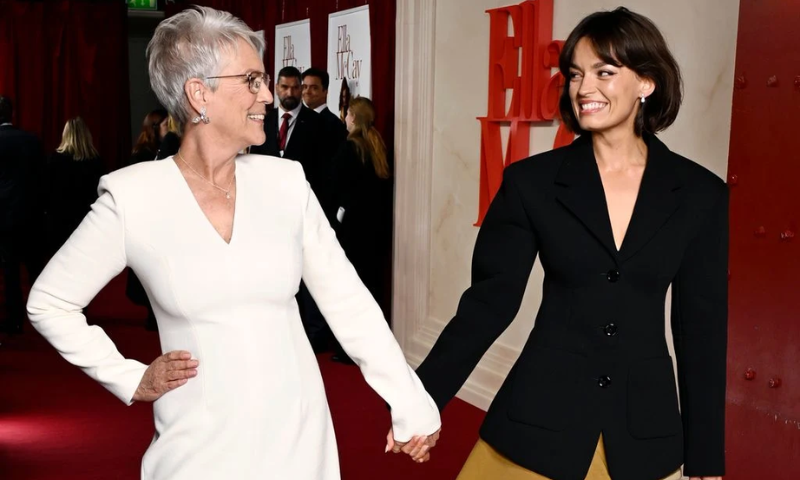 Jamie Lee Curtis and Emma Mackey