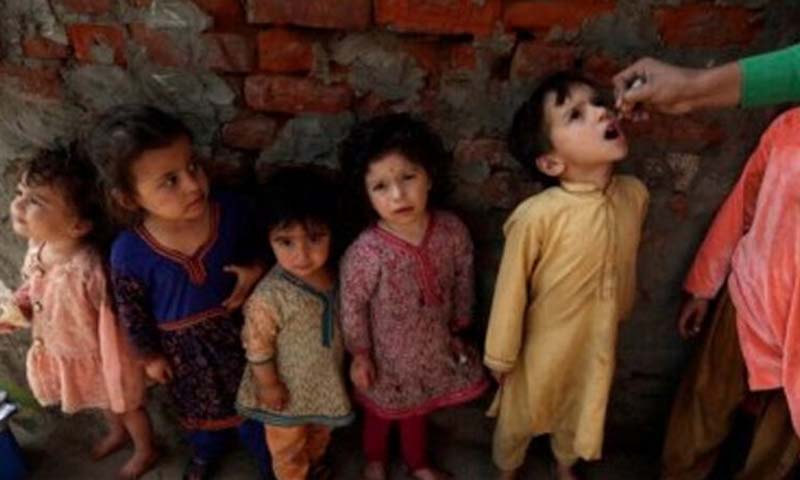 attack on polio team in Lahore