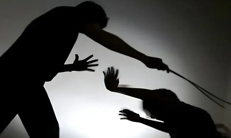 6-year-old suffers skull fracture after teacher's brutal attack in Karachi