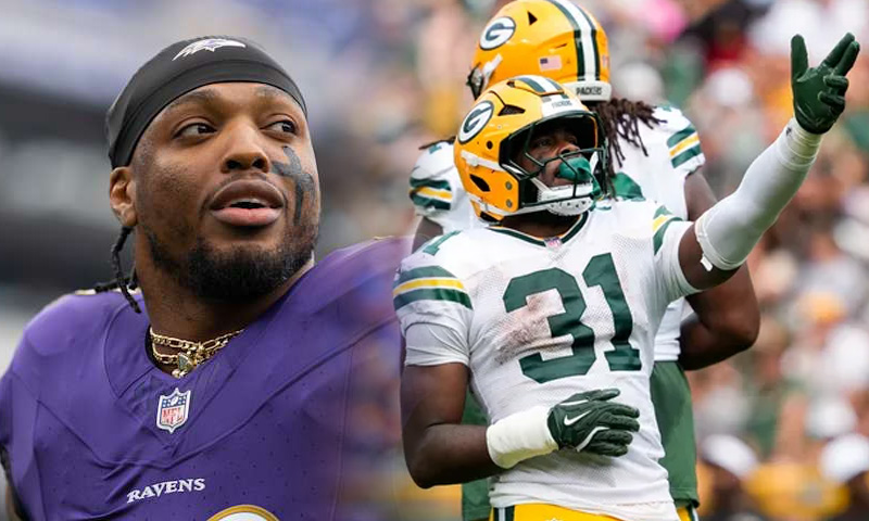 Ravens maul Packers, keep season breathing