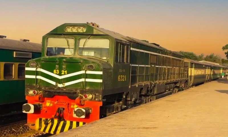 Dense fog affects train timings across Punjab; check the new schedule here