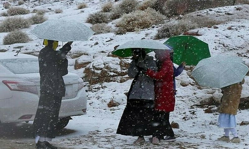 A cold, wet farewell to 2025 as rain, snow grip most areas of Pakistan