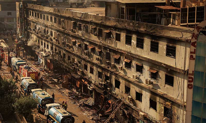 Rimpa Plaza declared unsafe after Gul Plaza fire