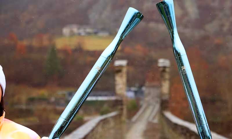 Olympic torch relay draws crowds as flame passes Red Cross, heads to Verona